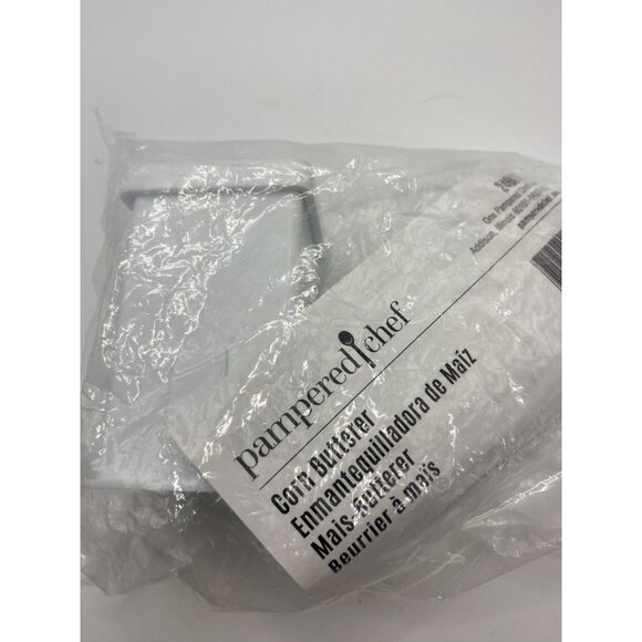 Pampered Chef Corn Butterer White Plastic Kitchen Tool For Smooth Butter Applica - Picture 1 of 6